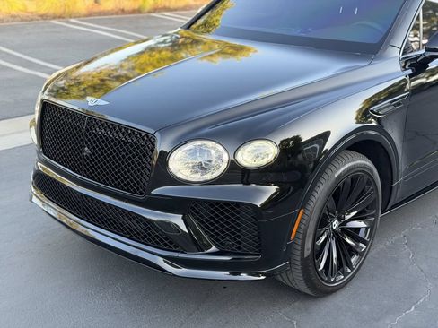 Used 2021 Bentley Bentayga Speed AWD/4WD image 13
