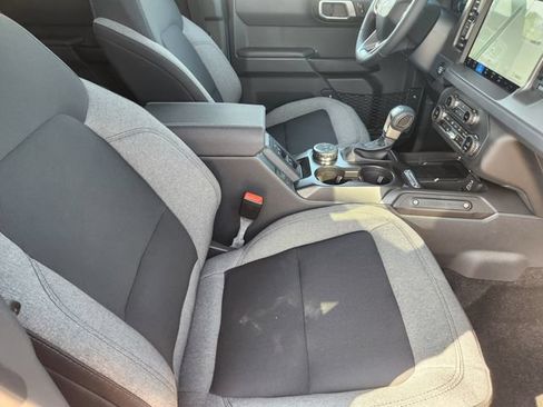 New 2026 Ford Bronco Big Bend AWD/4WD image 14