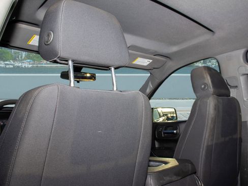 Used 2021 Chevrolet Silverado 1500 Custom AWD/4WD image 18