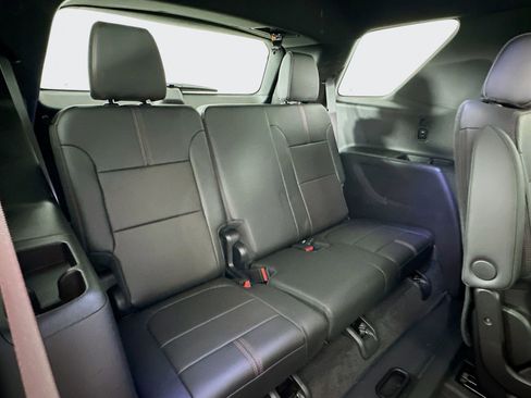 Used 2023 Chevrolet Traverse RS w/ LPO, Floor Liner Package AWD/4WD image 30
