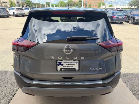 Used 2023 Nissan Rogue SV AWD/4WD image 7