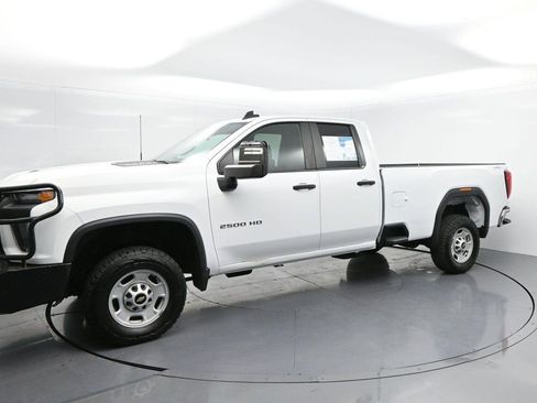 Used 2021 Chevrolet Silverado 2500 W/T w/ WT Convenience Package AWD/4WD image 4