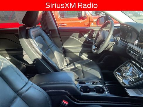 Used 2022 Lincoln Corsair AWD w/ Equipment Group 101A image 11