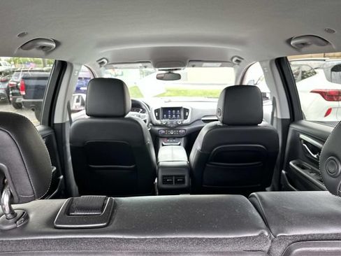 Used 2019 GMC Terrain SLT w/ Preferred Package FWD image 19