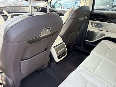 New 2026 Lincoln Nautilus Black Label w/ Jet Appearance Package AWD/4WD image 17