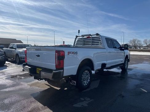 Used 2024 Ford F350 Lariat image 7