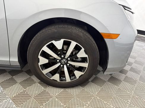 Used 2025 Honda Odyssey EX-L image 14