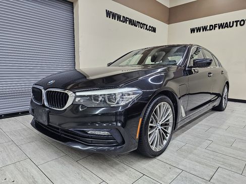 Used 2018 BMW 530e image 2