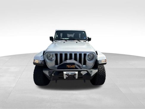 Used 2022 Jeep Wrangler Unlimited Sahara w/ Cold Weather Group AWD/4WD image 11
