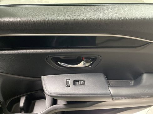 Used 2023 Honda Pilot Touring image 16