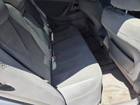 Used 2009 Toyota Camry LE FWD image 13