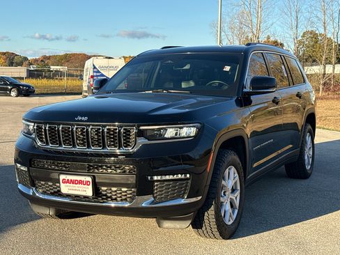 Used 2022 Jeep Grand Cherokee L Limited image 2
