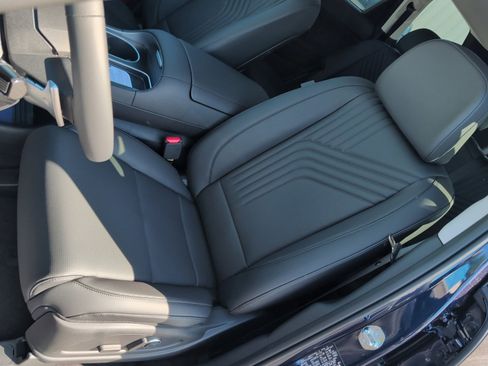 New 2026 Hyundai Palisade SEL Premium FWD image 30