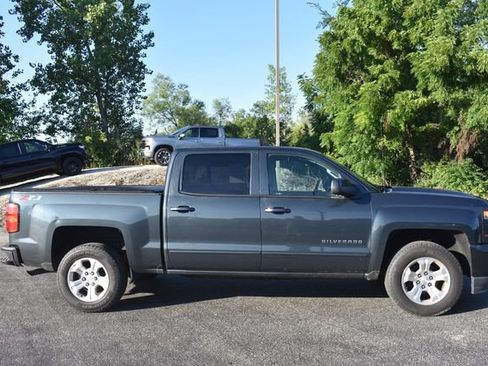 Used 2018 Chevrolet Silverado 1500 LT w/ All Star Edition AWD/4WD image 2