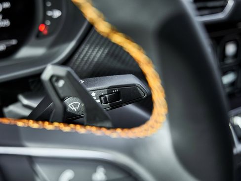 Used 2022 Lamborghini Urus image 61