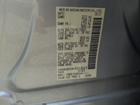 Used 2018 Nissan Titan SV RWD image 33