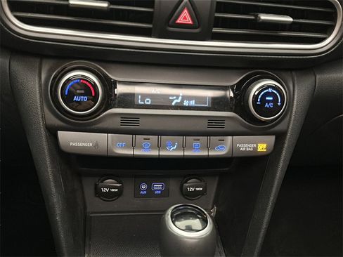 Used 2018 Hyundai Kona Limited image 26