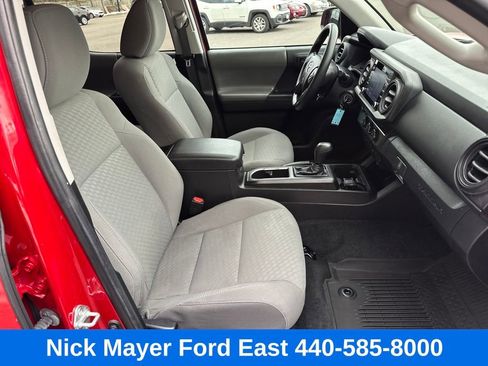 Used 2022 Toyota Tacoma SR5 image 10