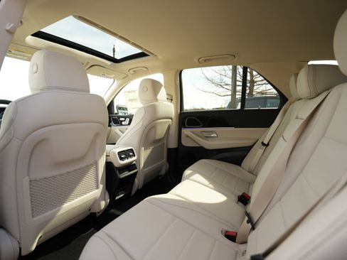 New 2026 Mercedes-Benz GLE 350 4MATIC image 39