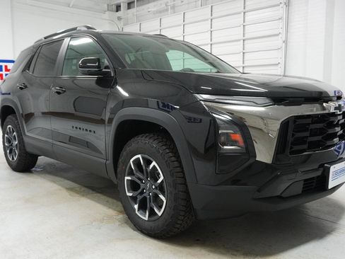 New 2026 Chevrolet Equinox ACTIV w/ Convenience Package III image 3