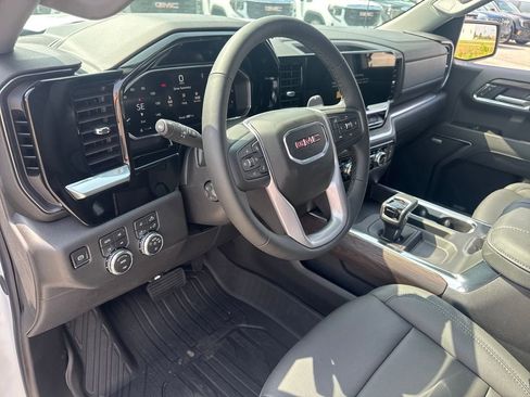 New 2026 GMC Sierra 1500 SLT AWD/4WD image 15