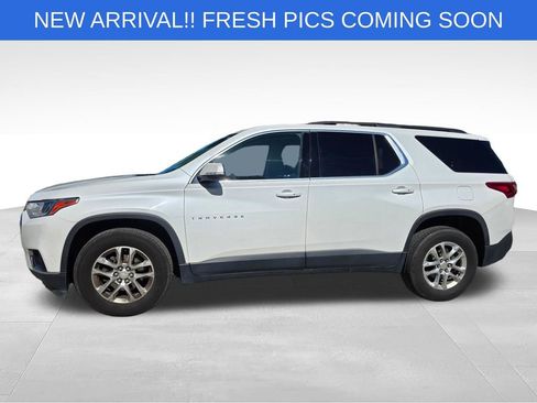 Used 2019 Chevrolet Traverse LT FWD image 3
