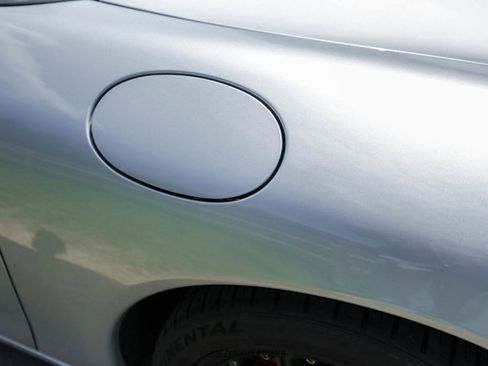 Used 2001 Porsche 911 Carrera 4 AWD/4WD image 86