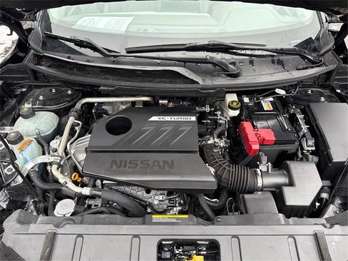 Used 2024 Nissan Rogue SV image 25