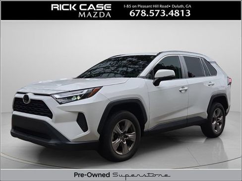 Used 2022 Toyota RAV4 XLE w/ Convenience Package FWD image 1