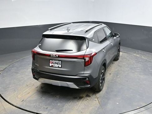 Used 2025 Kia Seltos S image 42