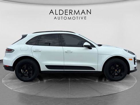 Used 2020 Porsche Macan AWD/4WD image 6