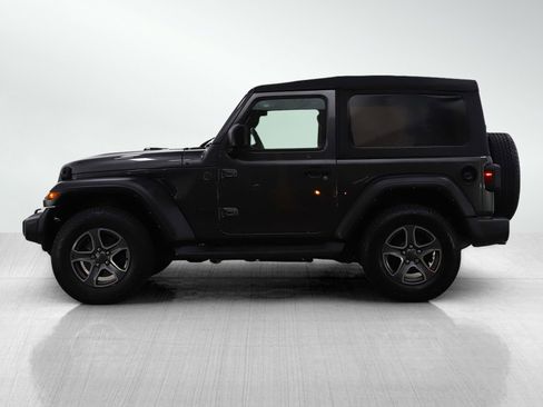 Used 2022 Jeep Wrangler Sport S image 2