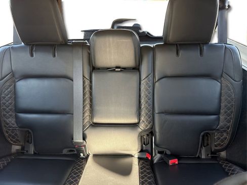 Used 2021 Jeep Wrangler Unlimited Sahara image 17