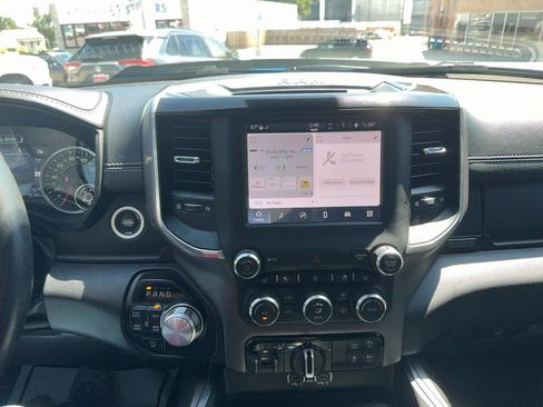 Used 2022 RAM 1500 Laramie w/ Sport Appearance Package AWD/4WD image 17