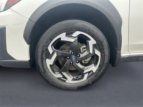 Certified 2023 Subaru Crosstrek 2.5i Limited w/ Moonroof Package image 9