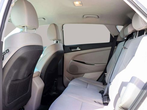 Used 2019 Hyundai Tucson SE image 21