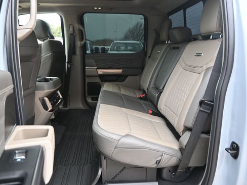 Used 2026 Ford F350 Platinum w/ Platinum Plus Package image 24