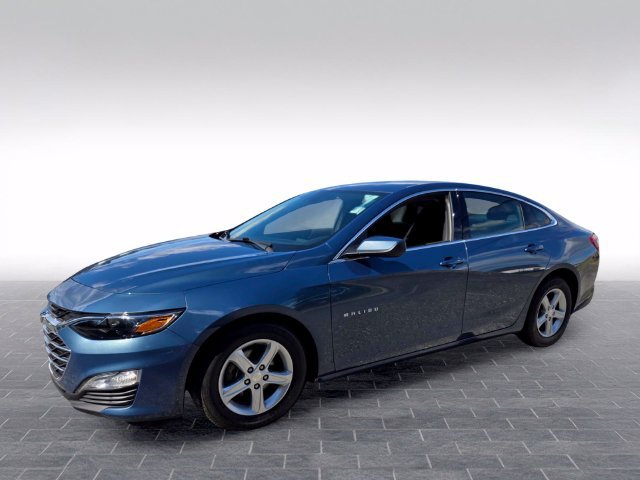 Used 2025 Chevrolet Malibu LS FWD image 3