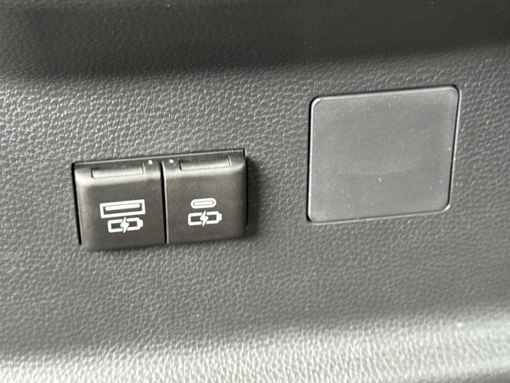 Used 2024 Toyota Tundra SR5 w/ SR5 Convenience Package AWD/4WD image 18