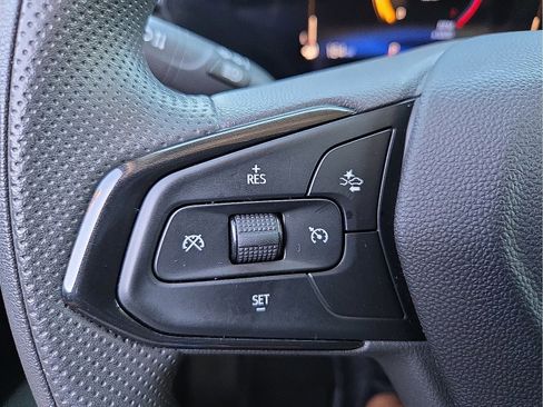 Used 2024 Chevrolet TrailBlazer LT w/ Driver Confidence Package image 19