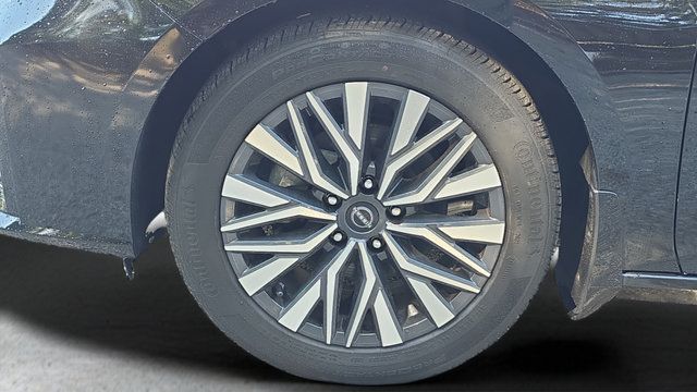 Used 2024 Nissan Altima 2.5 SV FWD image 20