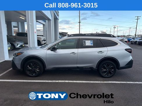 Used 2022 Subaru Outback Onyx Edition XT AWD/4WD image 2