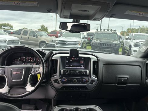 Used 2015 GMC Sierra 2500 SLE w/ SLE Preferred Package AWD/4WD image 22