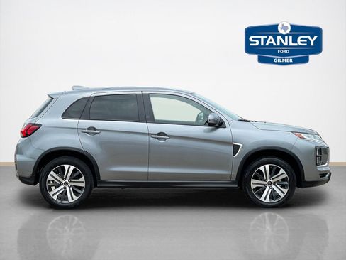 Used 2025 Mitsubishi Outlander Sport SE AWD/4WD image 9