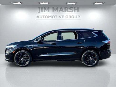 Used 2024 Buick Enclave Essence w/ Sport Touring Edition image 2