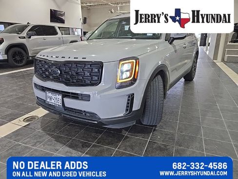 Used 2021 Kia Telluride EX w/ EX Premium Package AWD/4WD image 2