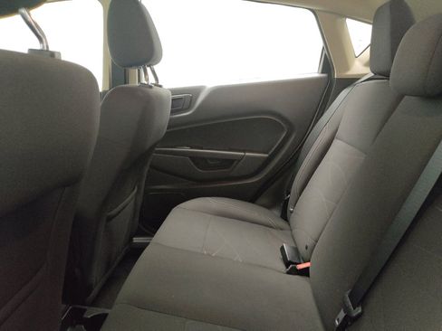 Used 2017 Ford Fiesta SE image 18