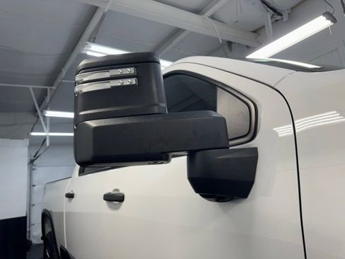 Used 2022 Chevrolet Silverado 2500 Custom w/ Custom Value Package AWD/4WD image 39