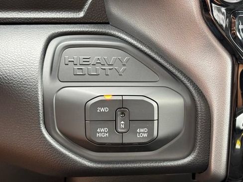 Used 2026 RAM 2500 Big Horn AWD/4WD image 18
