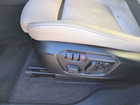 Used 2017 BMW X3 xDrive28i image 14